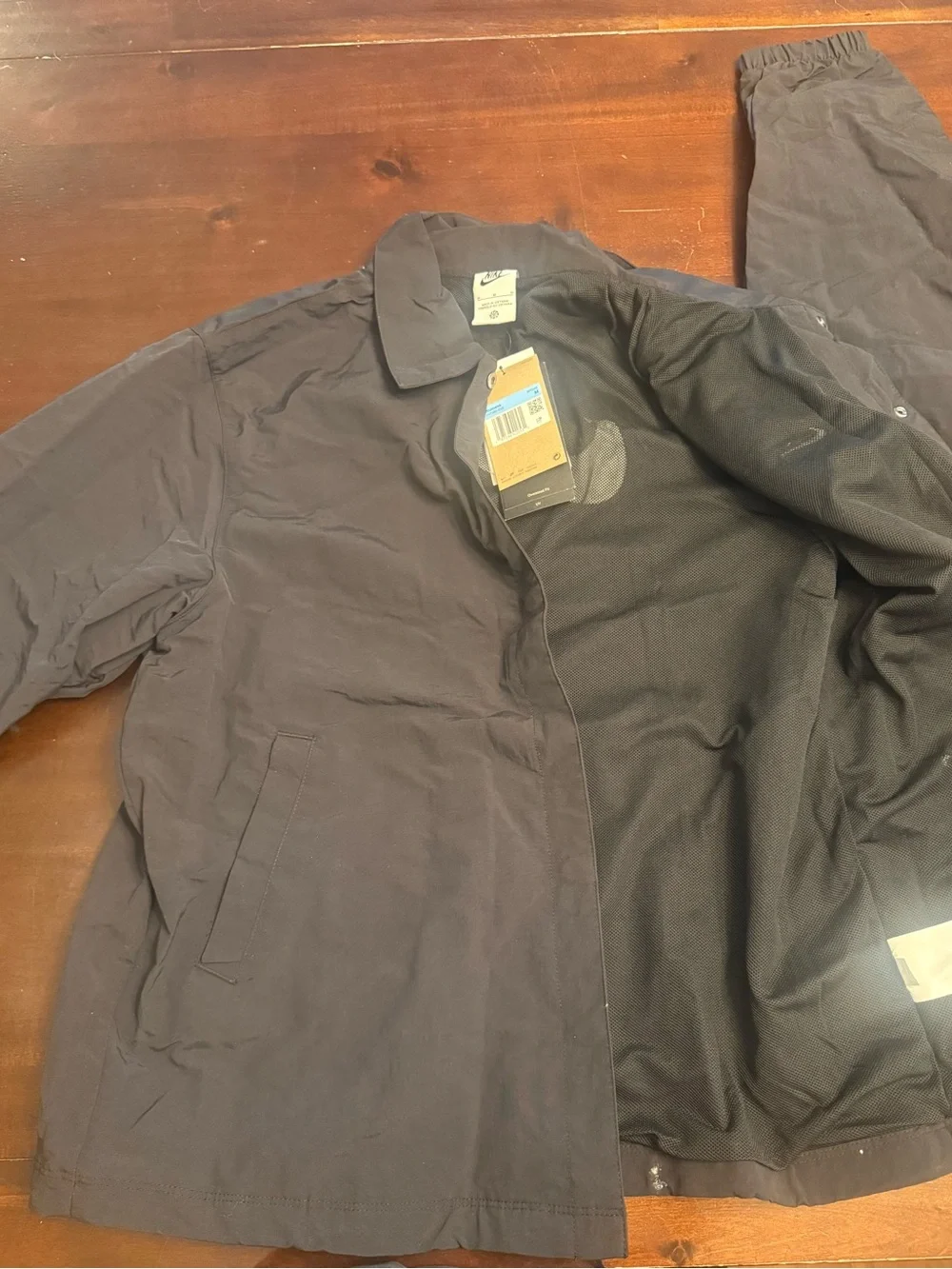 Nike lightweight windbreaker